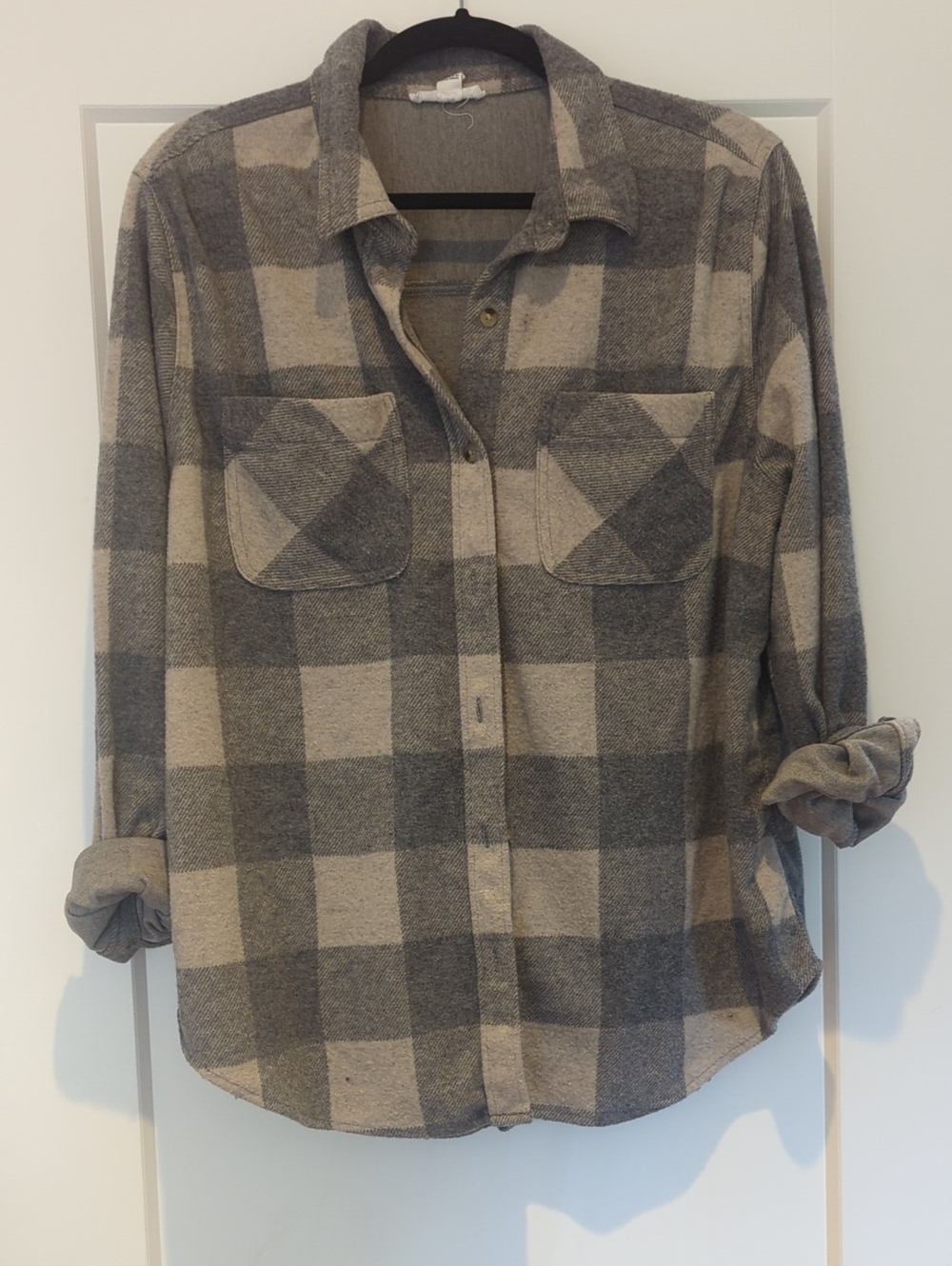 beachlunchlounge Gray and Cream Plaid Button-Down Shirt